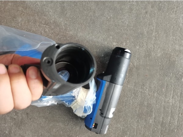 Rivet gun precision accessories: custom machining of sleeves, connecting rods, cavities and nuts